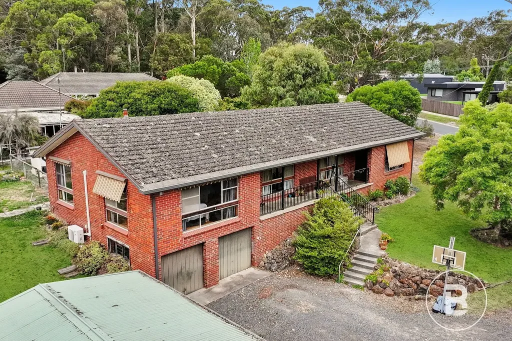 5 Janson Road, Brown Hill, VIC 3350