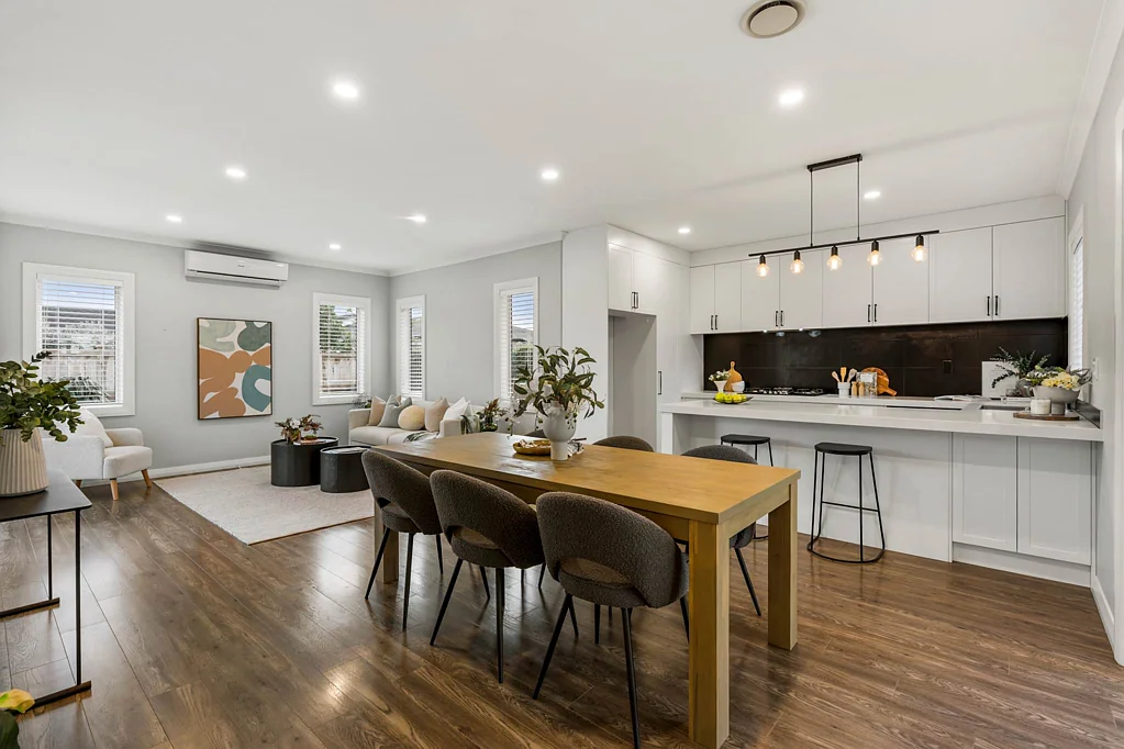 Karaka 4房  PURCHASED ELSEWHERE - THIS MUST SELL!