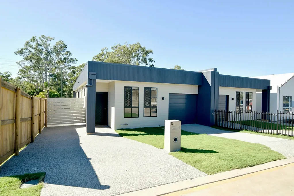 APPROVED APPLICATION :: MOVE-IN READY HOME IN CLINTON