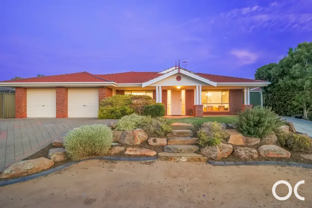 42 Mander Crescent, Craigmore, SA 5114