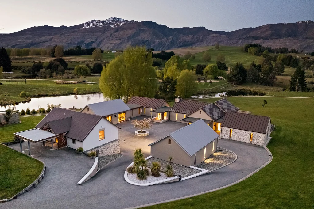 Dalefield/Wakatipu Basin 6Zimmer A Landmark of Luxury Living