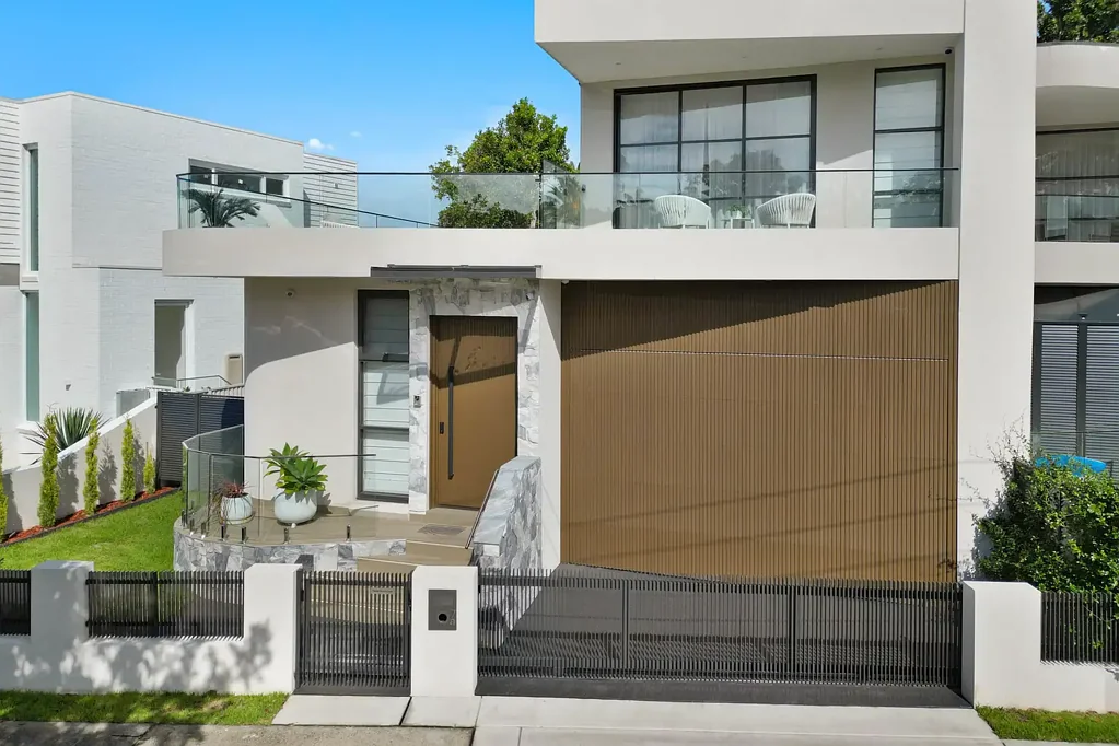 Matraville 5ਬੈੱਡਰੂਮ Exquisite Brand-New Family Haven in a Coveted Parkside Setting