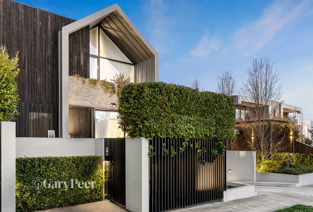 Brighton East 4બેડરૂમ OBVIOUS exceptional design & luxury