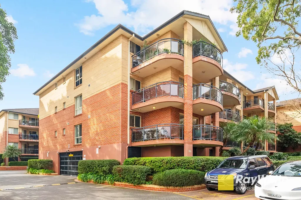 Pennant Hills 1 Bedroom Your Perfect Start or Smart Investment in Pennant Hills!