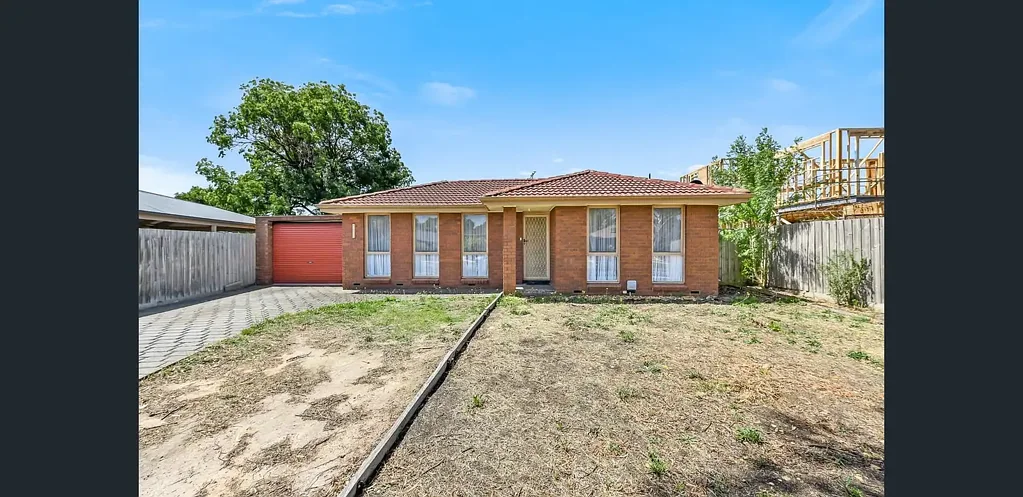 Walking distance to everything!