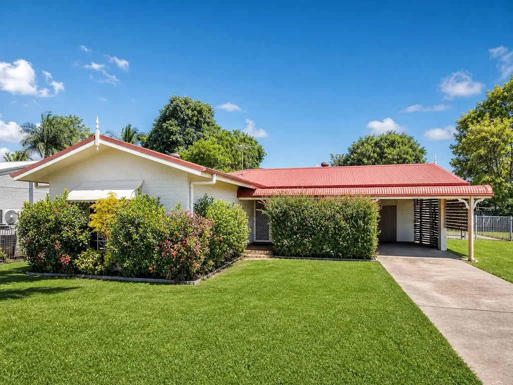 13 Castellana Street, Cranbrook, QLD 4814