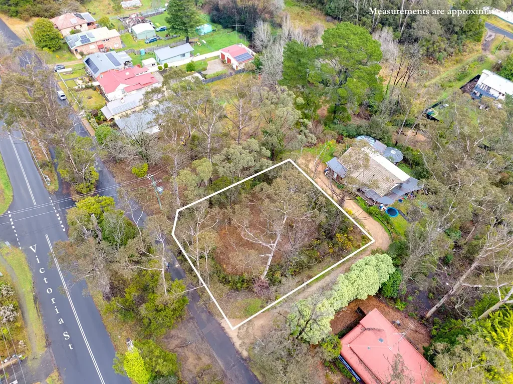 Katoomba Cleared & Surveyed Near-Level Block Close to Town