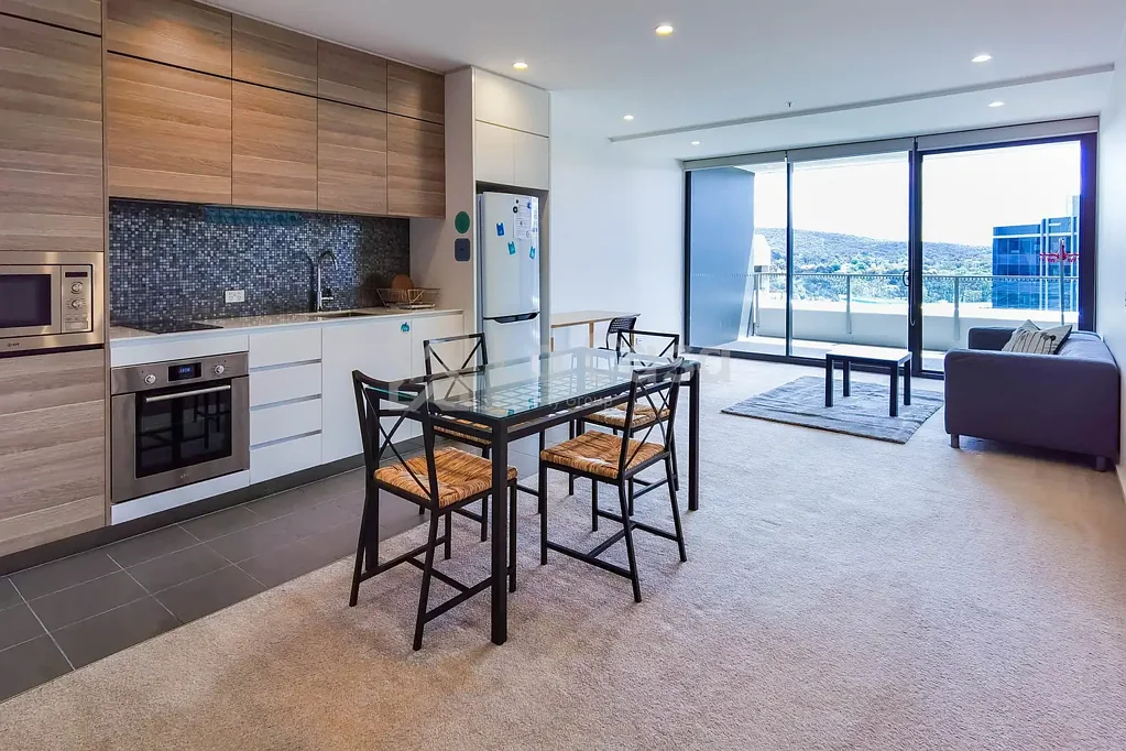 Amazing apartment with ultra-convenient location!