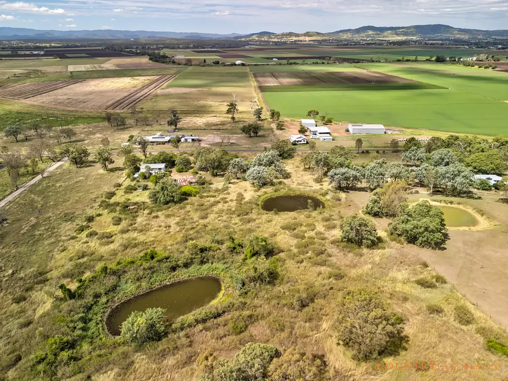 Mount Tarampa  ACREAGE LIFESTYLE
