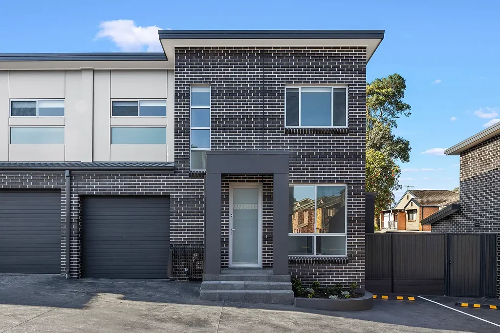 Casula 3 Bedroom Best newly constructed duplex in Casula