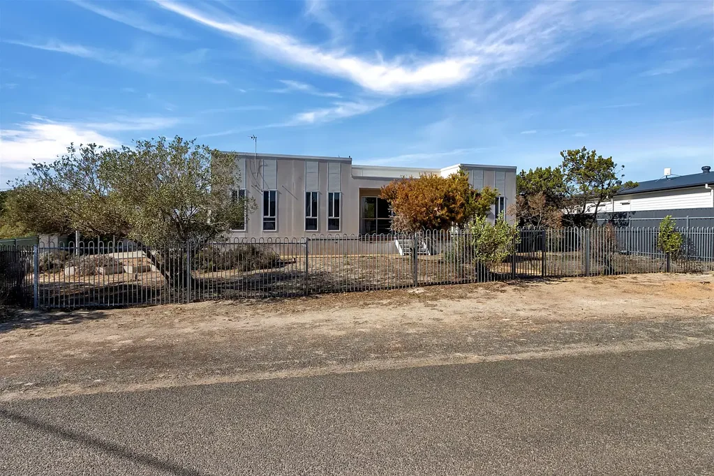 12 Sandpiper Drive, Thompson Beach, SA 5501