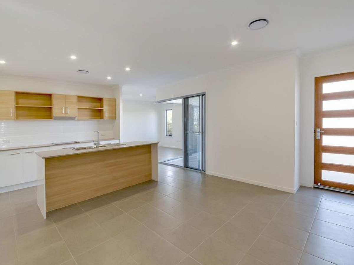 45 AMBER DR, CALOUNDRA WEST QLD 4551, 0 habitaciones, 0 baños, House