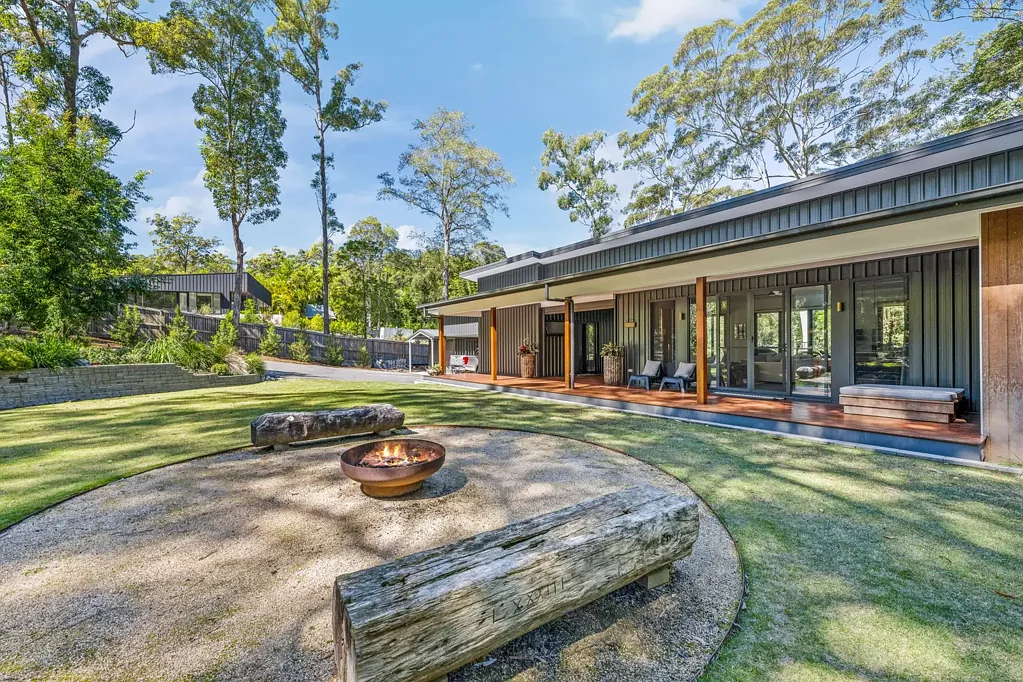 UNDER APPLICATION - Modern Hinterland Retreat