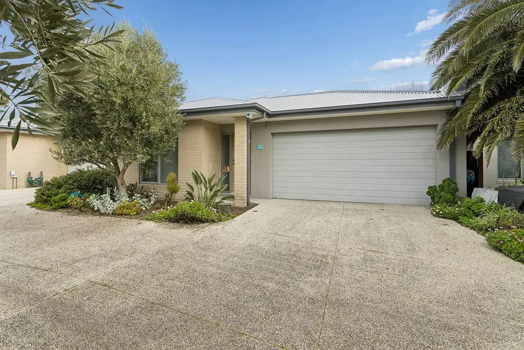 Modern Living in the Heart of Capel Sound