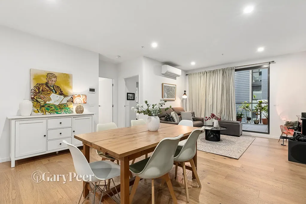 Carnegie 2कमरा Spacious, stylish & perfectly positioned in Carnegie