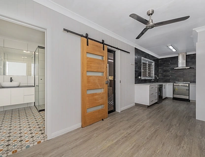 154 Francis Street, West End, QLD 4810, 4房, 2浴, 独立屋