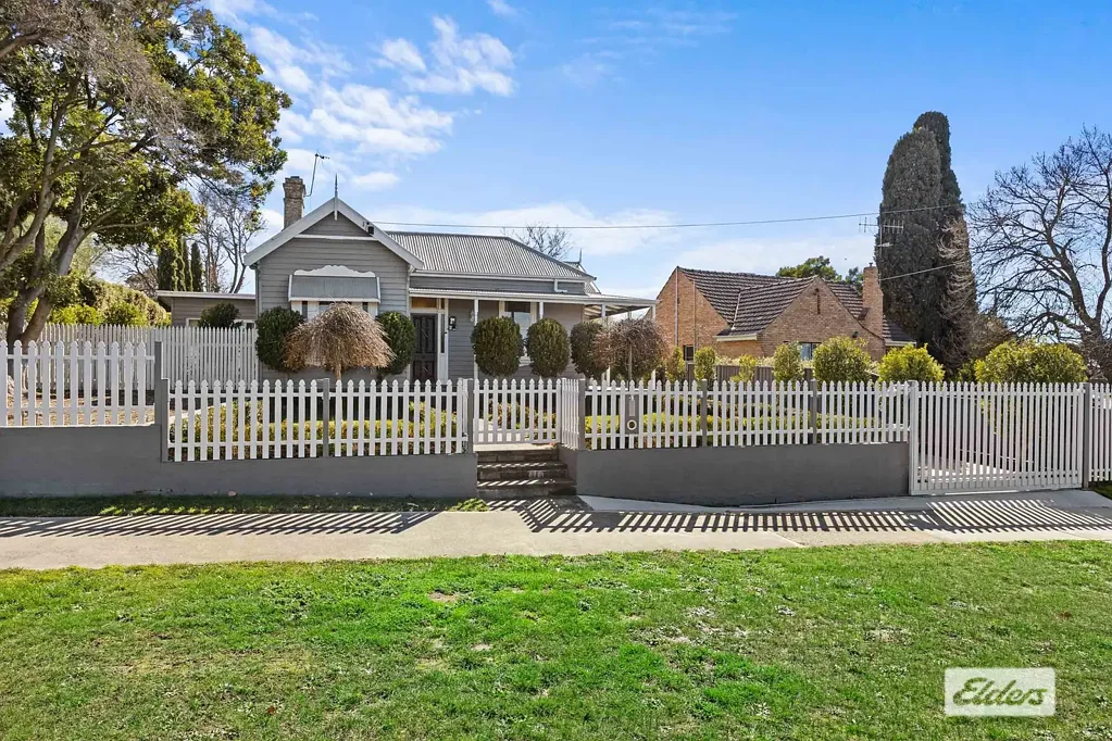 Ararat 5 Bedroom Timeless Elegance with Modern Comfort in a Prestigious Location