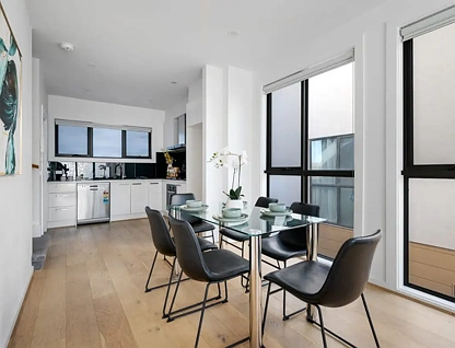 5/745 Elgar Road, Doncaster, Inner East Melbourne, 2 ਕਮਰੇ, 1 ਬਾਥਰੂਮ, Townhouse