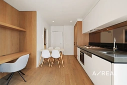 915/8 Daly Street, South Yarra