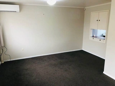 2 BEDROOM UNIT IN MT ALBERT
