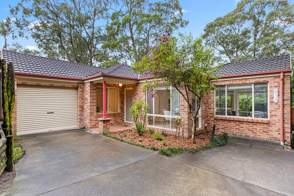 Thornleigh 3 Bedroom Wonderfully private, exceptionally convenient, effortlessly easy-care