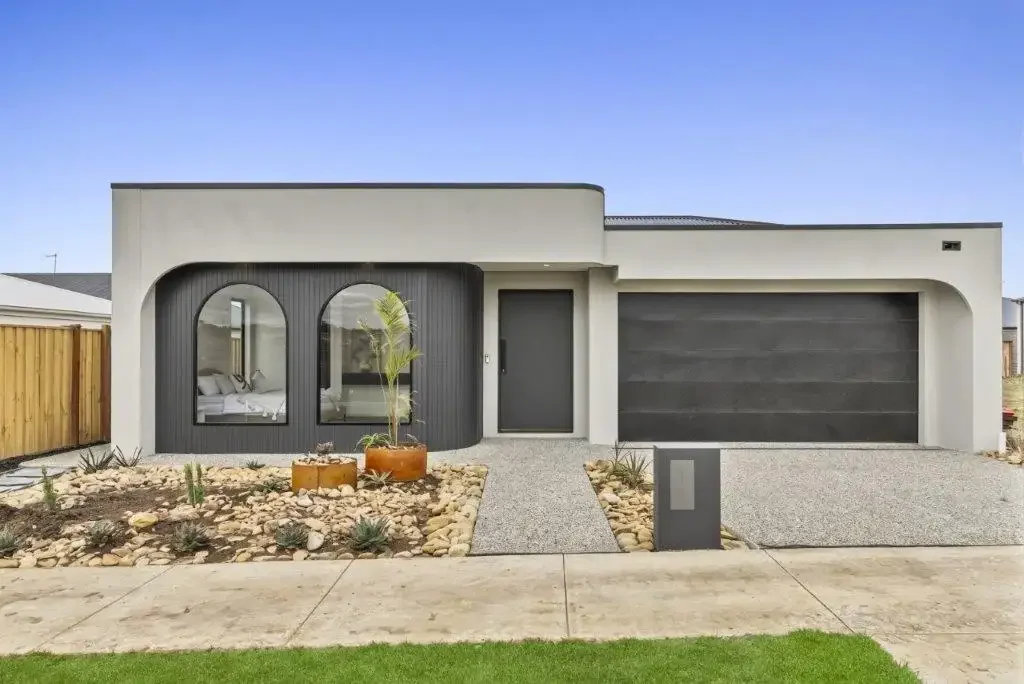 Brand New Custom-Built Home!