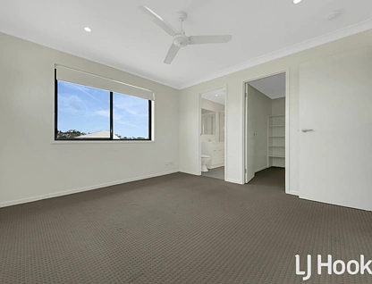 9 Cradle Drive, New Auckland, QLD 4680, 4房, 2浴, House