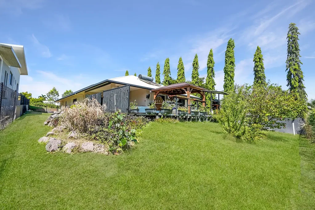 Zuccoli 5Moenga Spacious Family Living on an Impressive 825m² Block