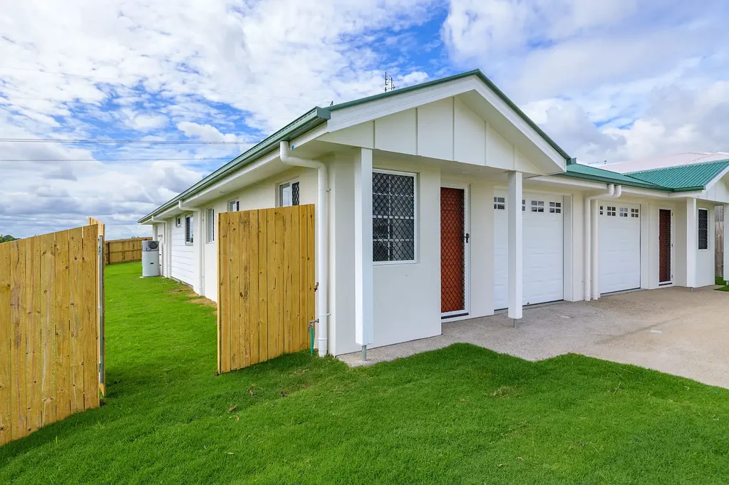 Jones Hill 3房  Brand New Duplex - 6 Years Builders Warranty