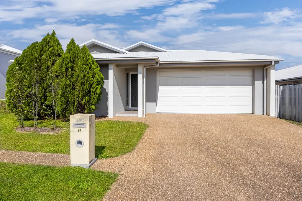 Cosgrove 4 Slaapkamer Space, Style and a Strong Return - Cosgrove Family Living Awaits!