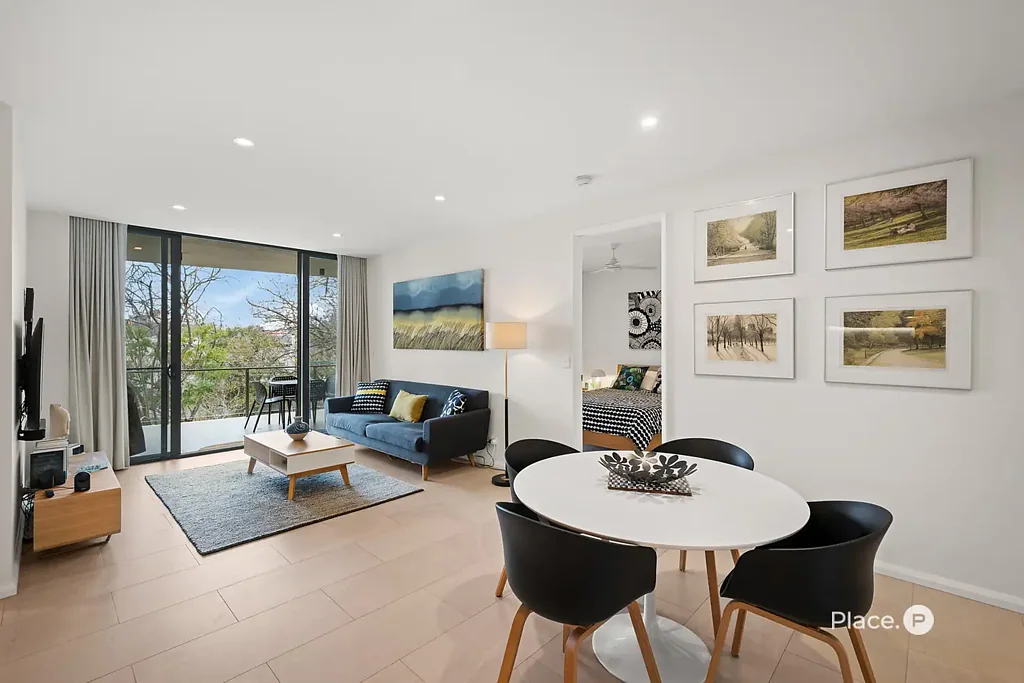 St Lucia 2房 St Lucia高层住宅，坐拥东北城市景观与精品私密空间 Elevated Living, North East City Views & Boutique Privacy in St Lucia