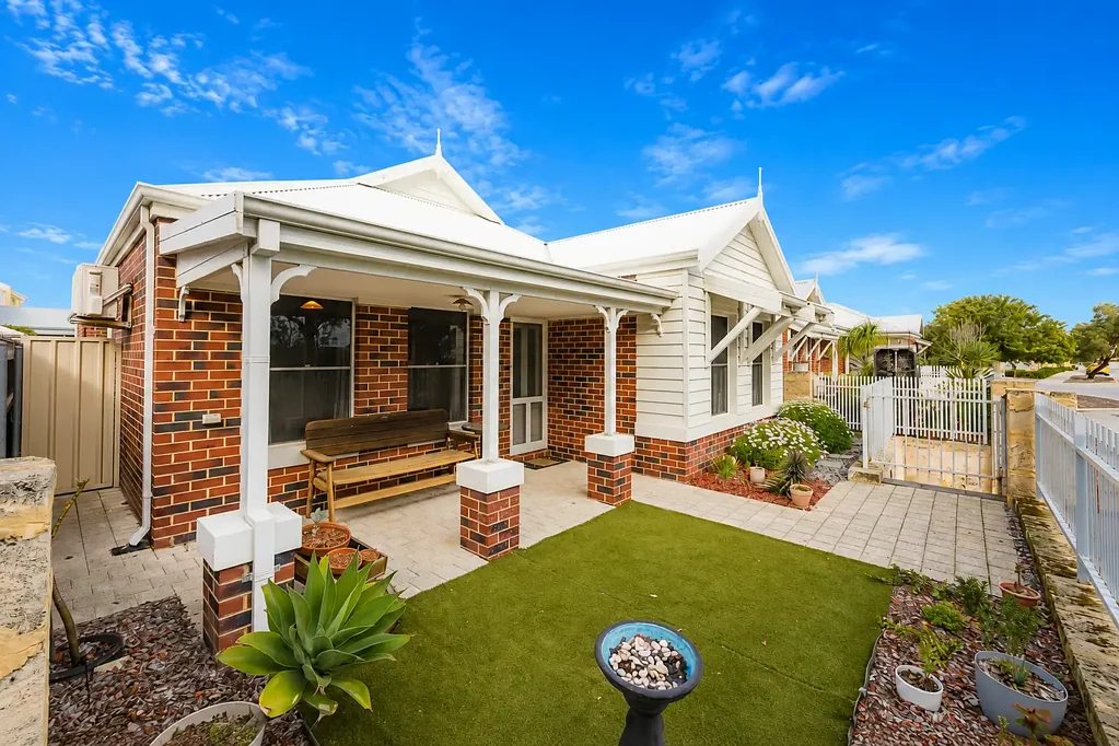 Yanchep 4Phòng ngủ Immaculate Coastal 4x2!