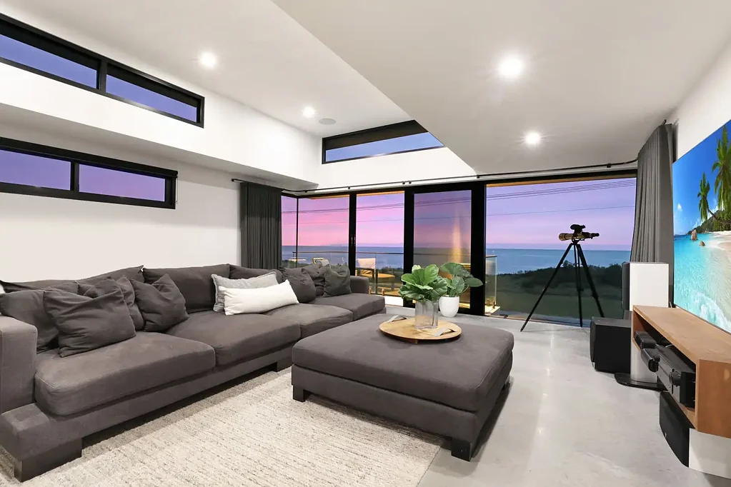 Werri Beach 3 Bedroom ~ Where Prestige meets The Pacific ~