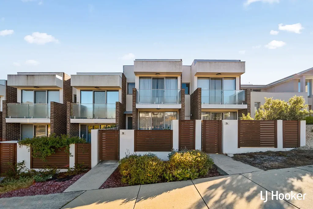 Fully Furnished Modern Two-bedroom Townhouse