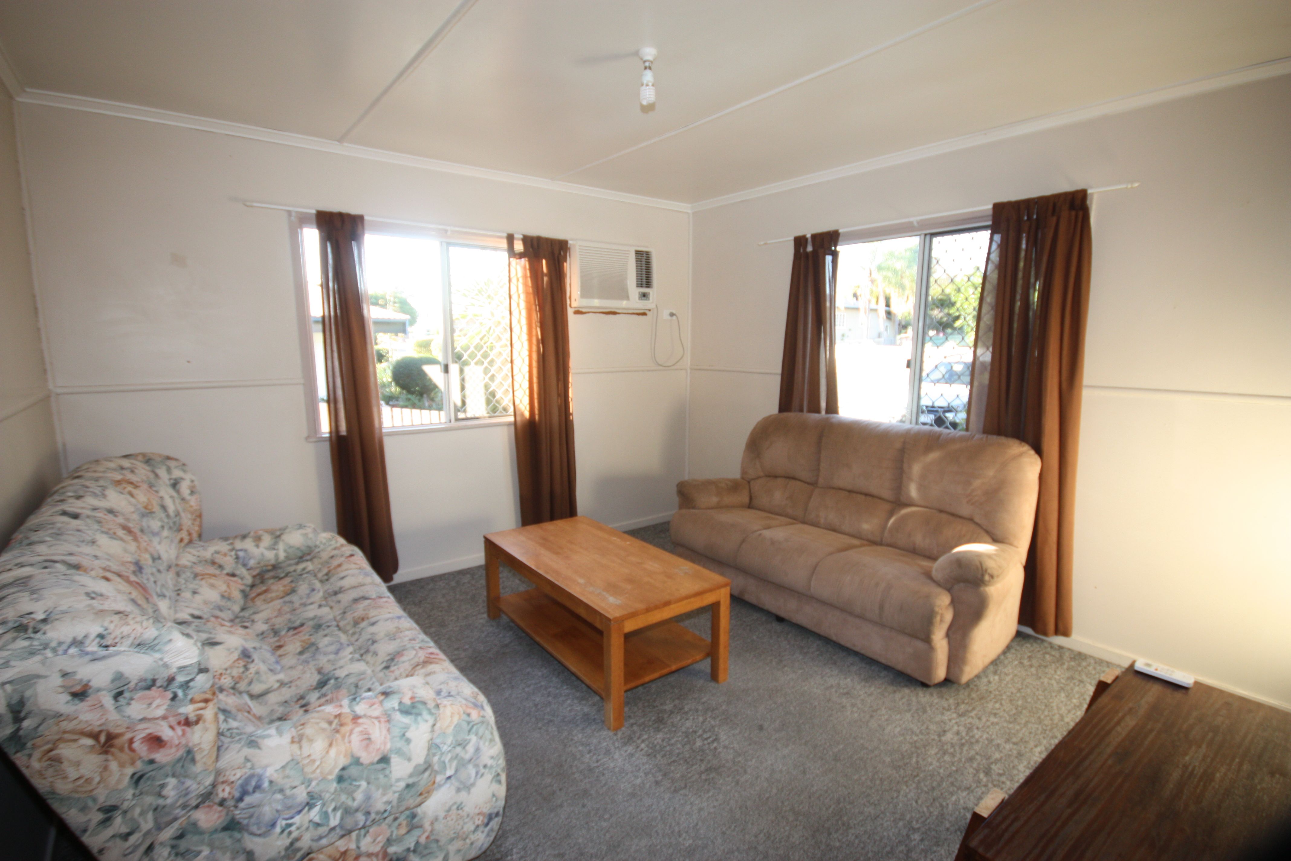 109 KROOMBIT ST, BILOELA QLD 4715, 0 phòng ngủ, 0 phòng tắm, Unit