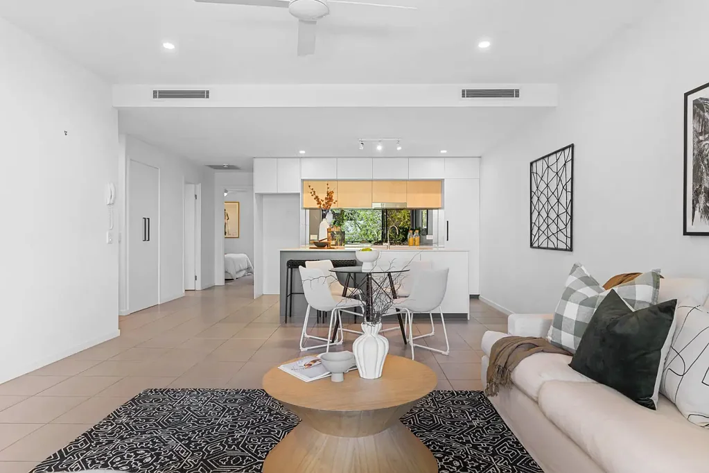 Windsor 3ਬੈੱਡਰੂਮ Exceptional Lifestyle in Prime Windsor Location