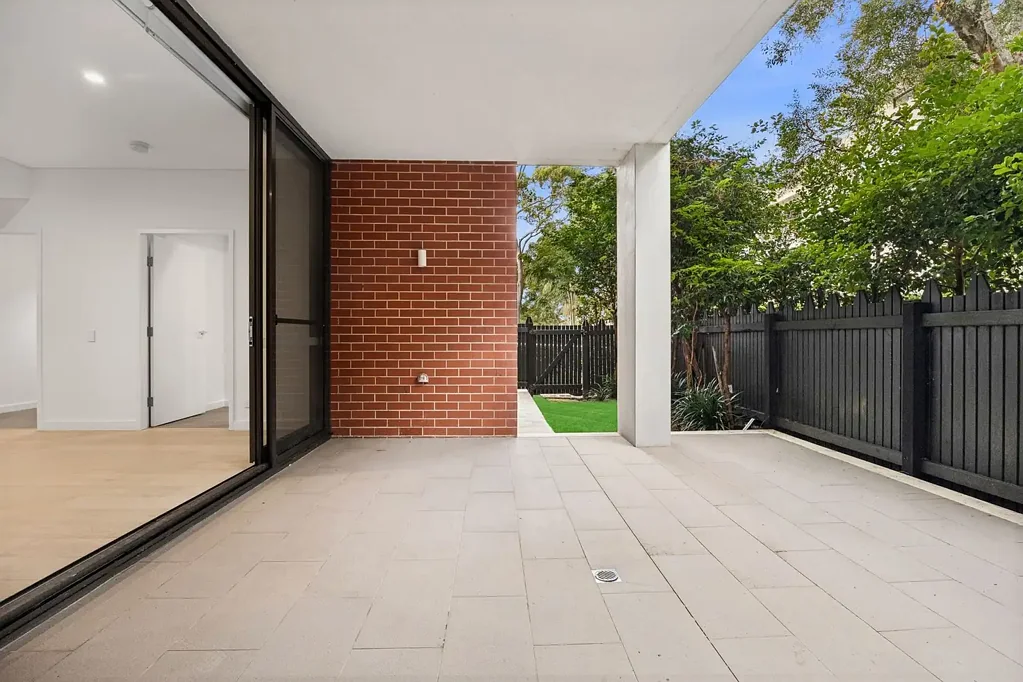 Roseville 2Phòng ngủ Ground Floor Living with Private Courtyard