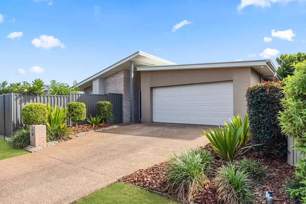 13 Atherton Road, Urraween, QLD 4655