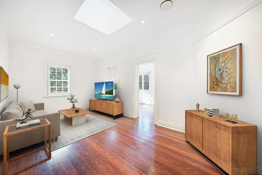 Charming Character One Bedroom Apartment in the Heart of Double Bay