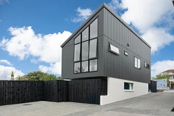 Lot 5, Hauraki