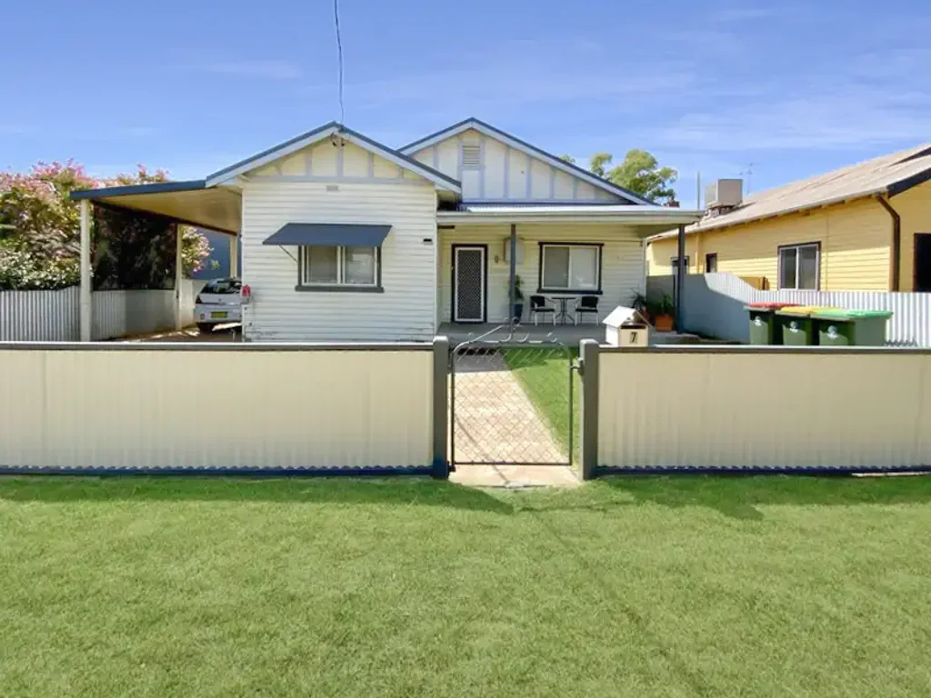Forbes 2Zimmer Affordable & Convenient Living - Vendor open to offers