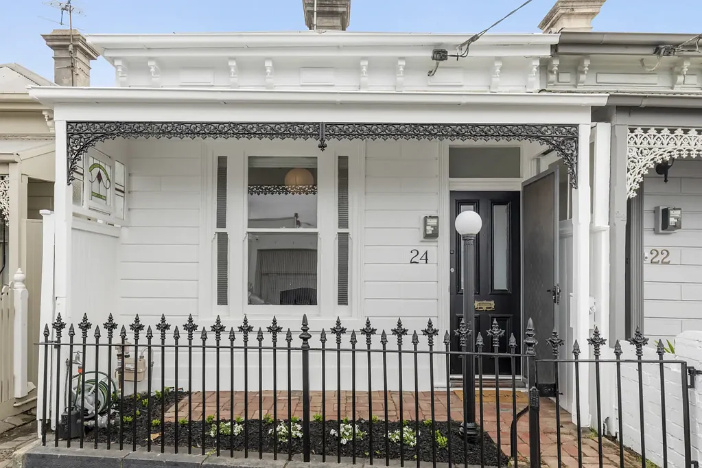 Refined Victorian Living in a Coveted Albert Park Setting