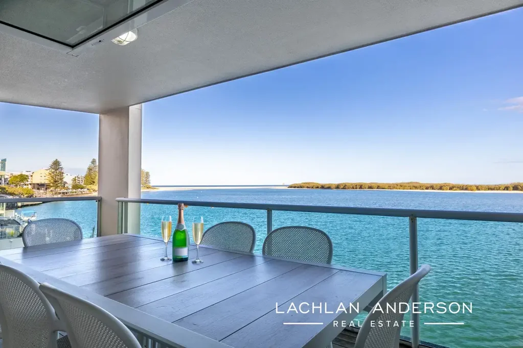 Caloundra 3房  UNSURPASSED LOCATION, VIEWS & LIFESTYLE