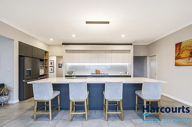 30 Sceptrum Avenue, Chittering, WA 6084, 4 slaapkamers, 2 badkamers, House
