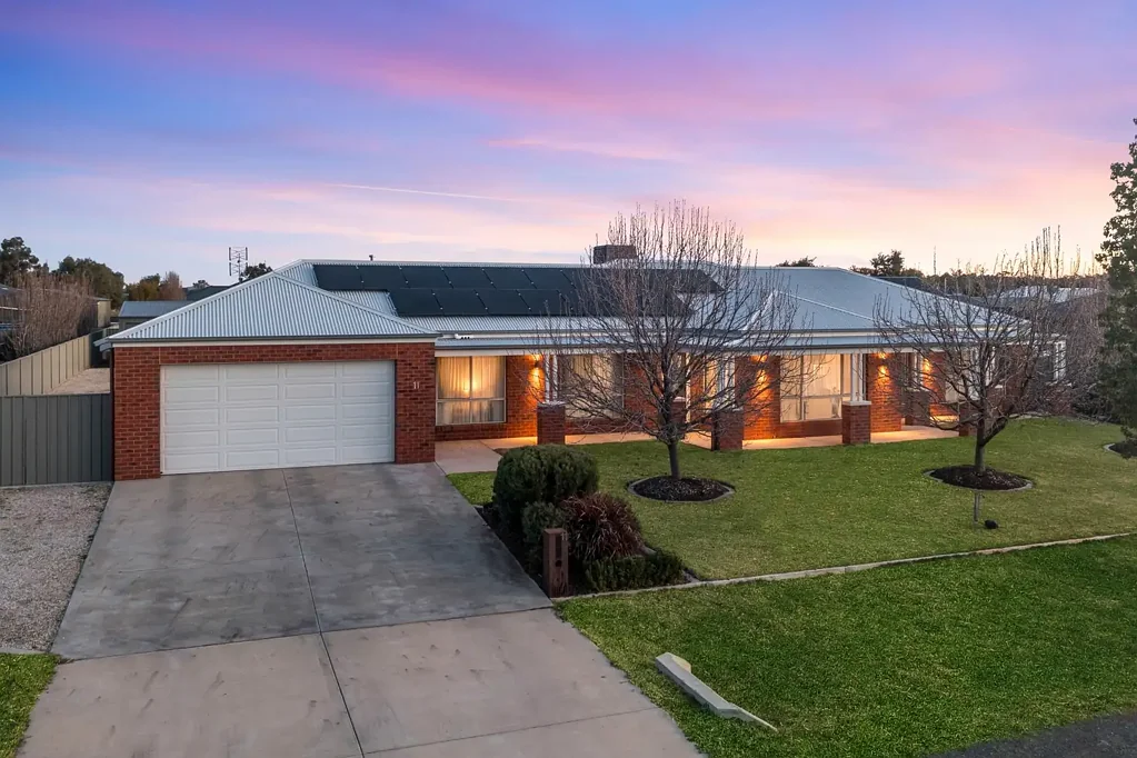 11 Bluestone Street, Huntly, VIC 3551