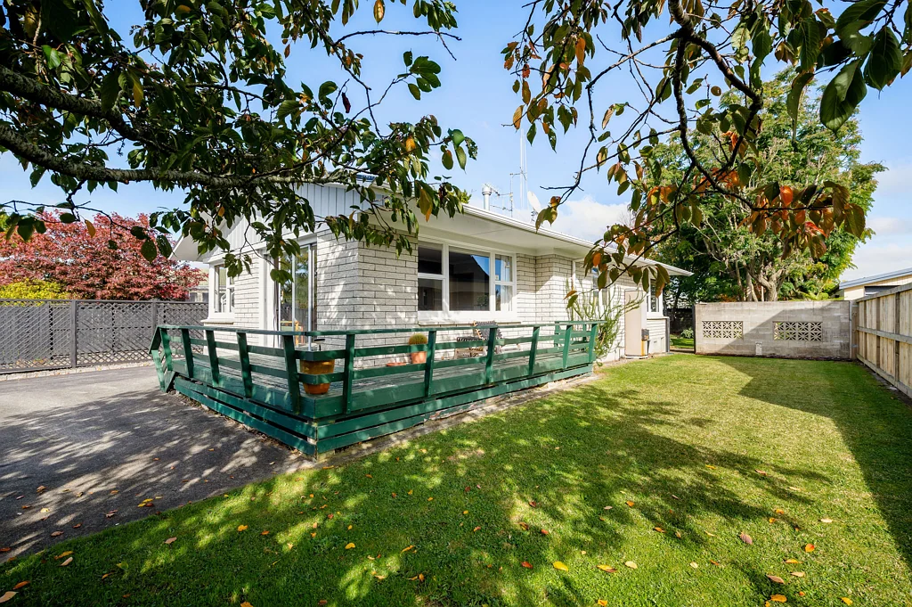Chartwell 3 Bedroom Packed with Potential