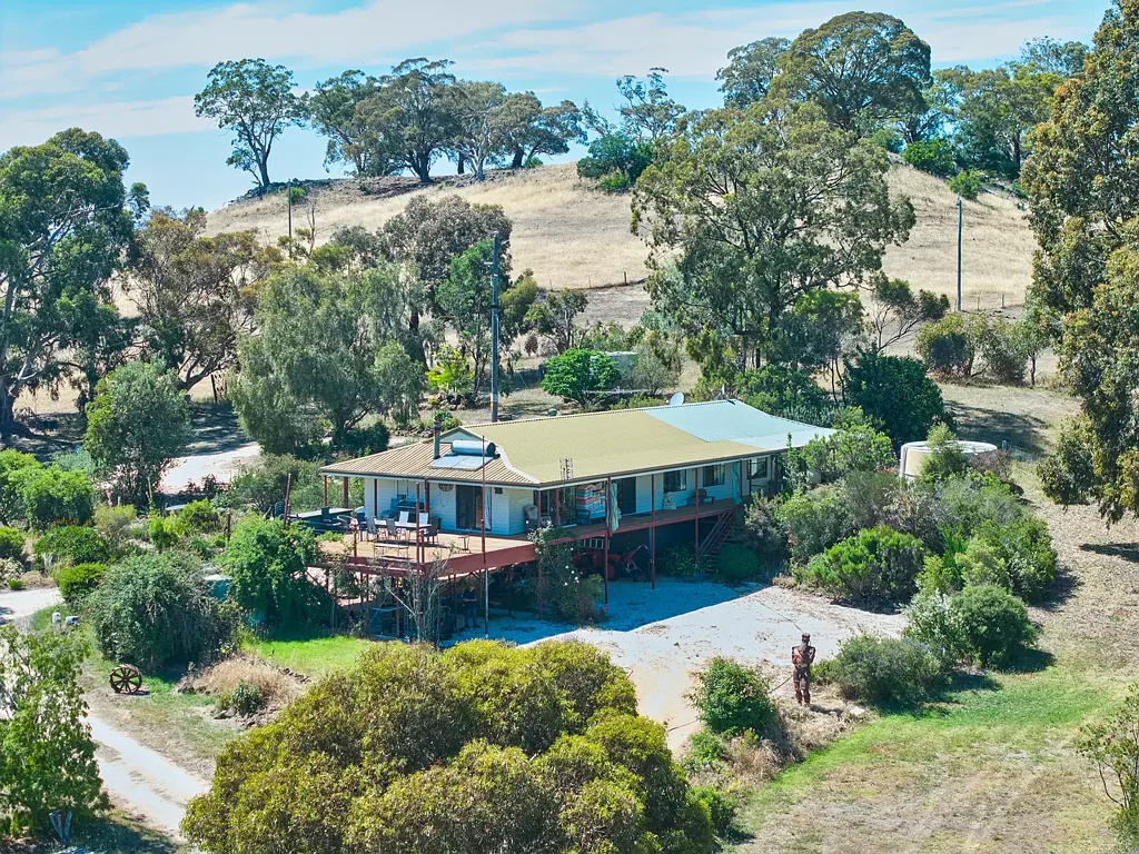 Mia Mia 4ห้องนอน A Hilltop Sanctuary with Panoramic Views  - "Beektah"