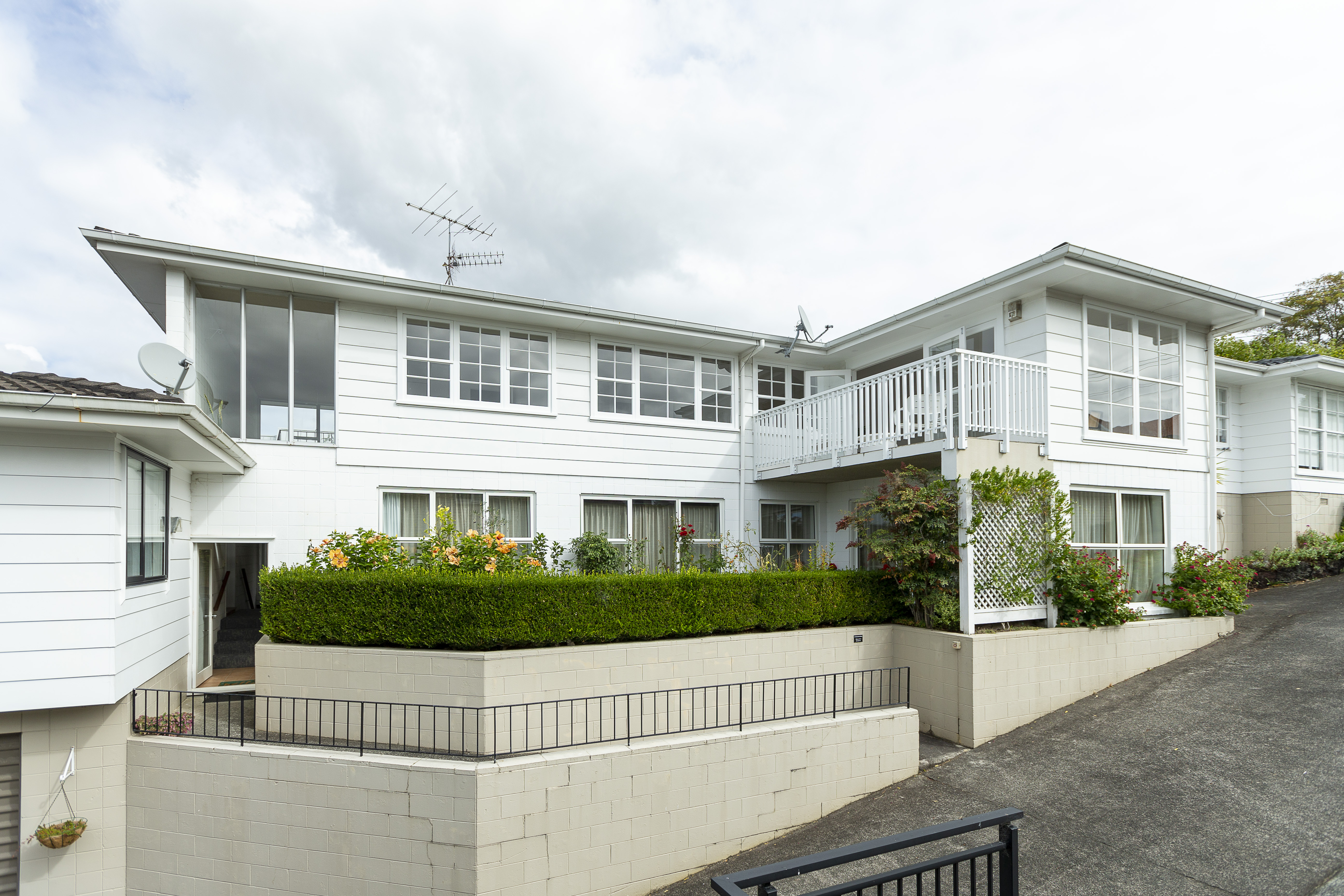 2/21 Lucerne Road, Remuera