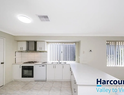 17 Hessian Street, Aveley, WA 6069, 4 habitaciones, 2 baños, House