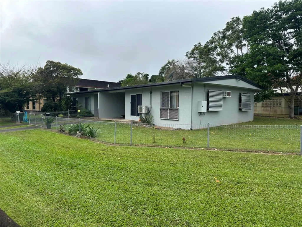 1 Woomala, Woree, QLD 4868